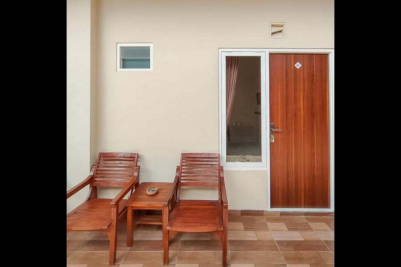 Hotel Reddoorz Near Bns Batu Tlekung Esterno foto